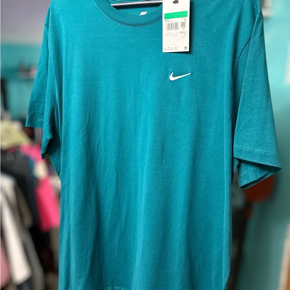 Nike The Nike Tee Men's XL Teal T-Shirt